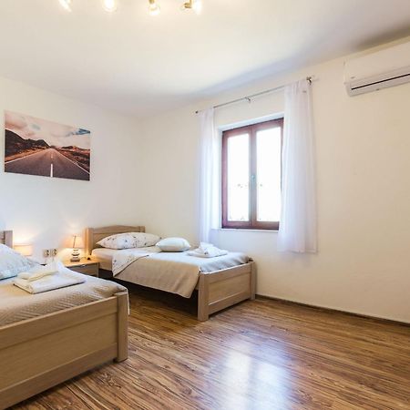 זאדאר Kelava Rooms חדר תמונה